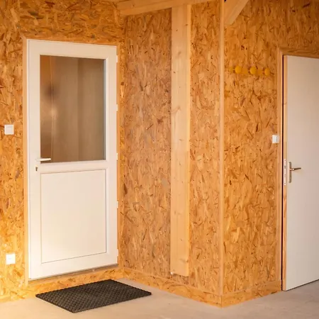 Maison Avec 3 à Landos, Vue Sur Les Montagnes, 150 M² * Landos